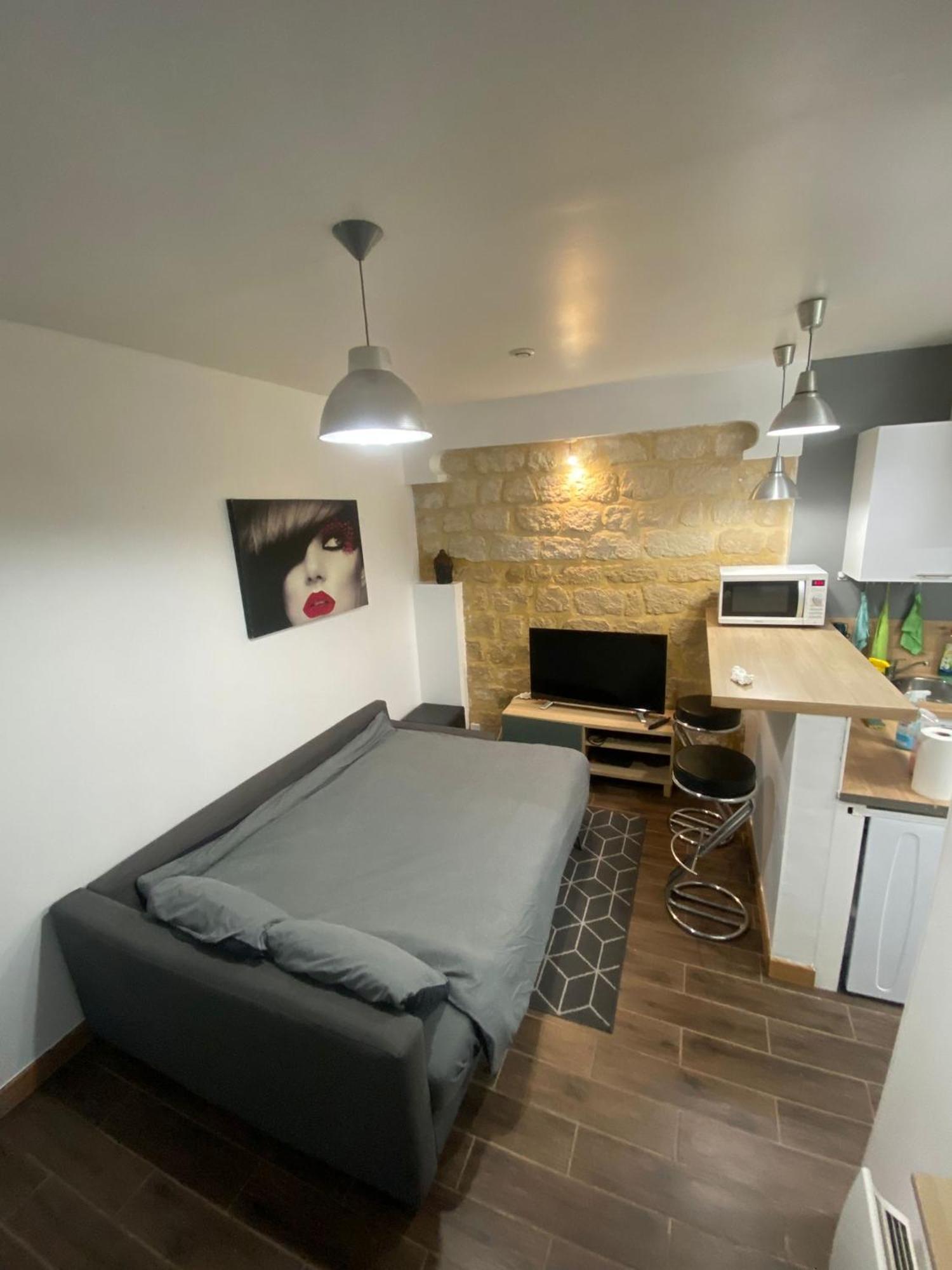 Agreable Appartement In Montmartre Paris Eksteriør bilde