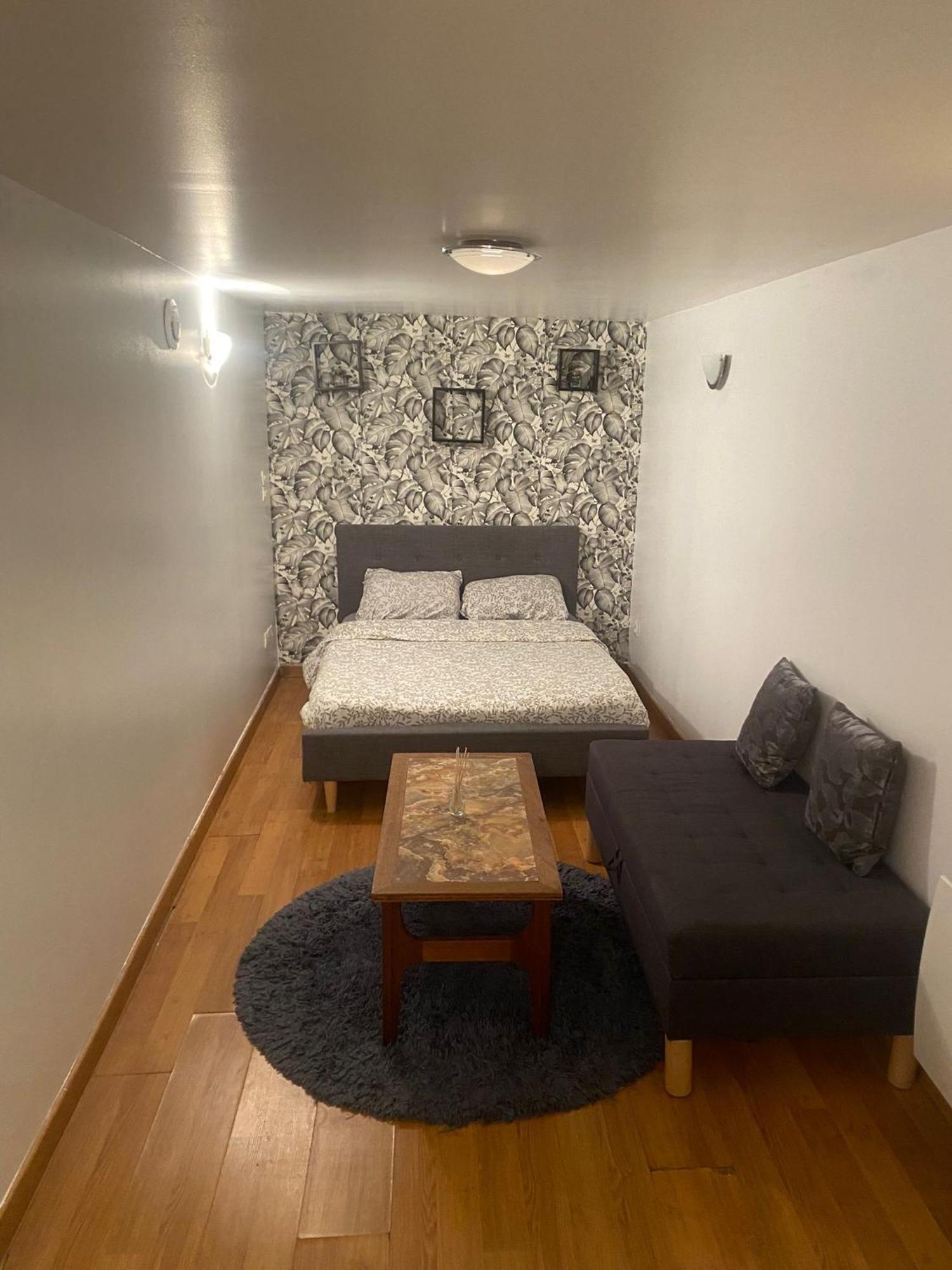 Agreable Appartement In Montmartre Paris Eksteriør bilde