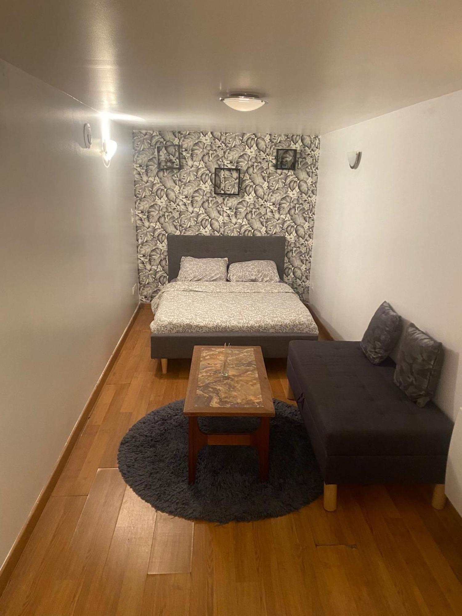 Agreable Appartement In Montmartre Paris Eksteriør bilde